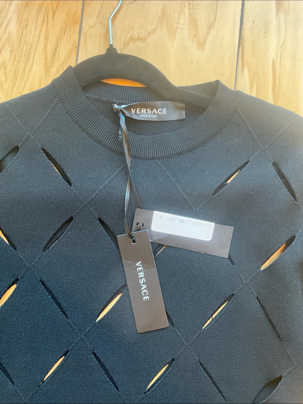 VERSACE Knit Sweater Intarsia Slashes Series with Cutouts - Picture 5 of 7